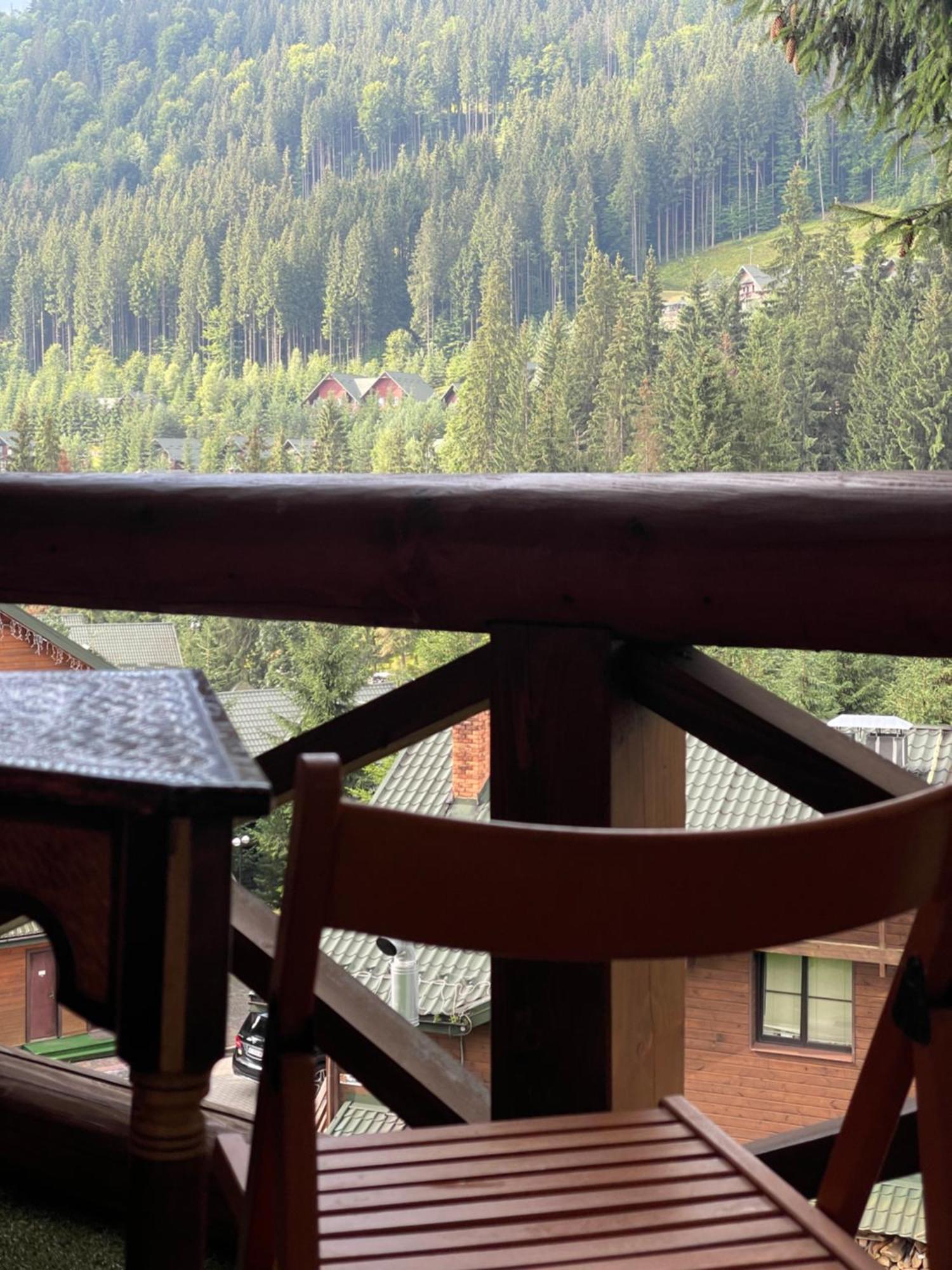 Bukovynskiy Zatyshok Chalet Буковел Екстериор снимка